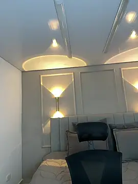 Snapshot of Miss_blue69 chatting on February 25, 2026, 1:50 am Miss blue69 online show from February 25, 2026, 1:50 am