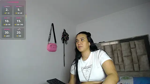 tiffany  pink online show from December 1, 2025, 8:53 pm