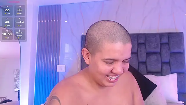 Snapshot of WildyTemping chatting on February 19, 2026, 7:44 pm WildyTemping online show from February 19, 2026, 7:44 pm