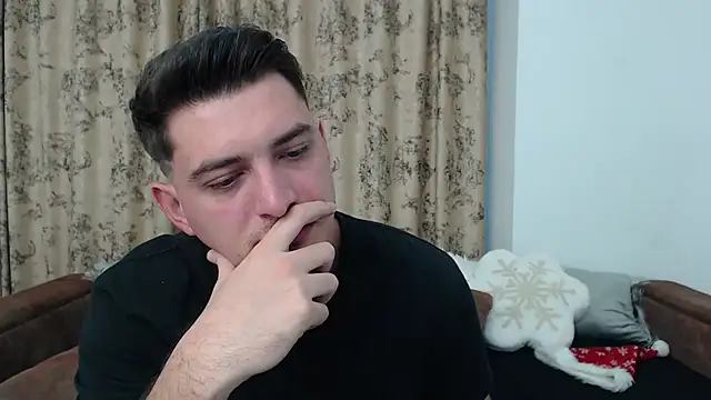 Snapshot of AndyFame chatting on December 19, 2024, 12:56 pm AndyFame online show from December 19, 2024, 12:56 pm