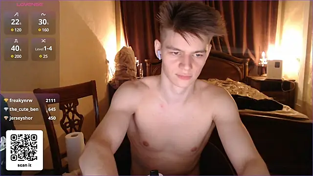 Snapshot of dantebigboi300 chatting on February 1, 2025, 9:29 pm dantebigboi300 online show from February 1, 2025, 9:29 pm