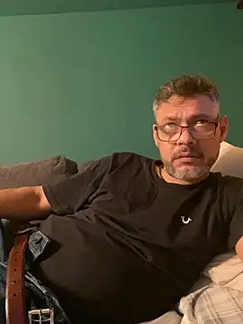 Snapshot of Mikemike19m chatting on January 30, 2025, 1:42 pm Mikemike19m online show from January 30, 2025, 1:42 pm