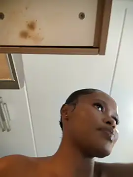 Neelo-Smith online show from November 4, 2025, 6:39 am