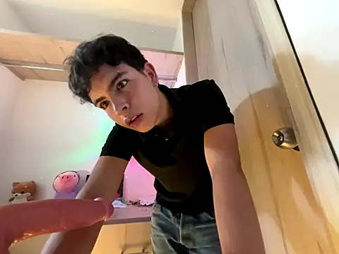 Blum icee online show from November 15, 2025, 4:33 pm