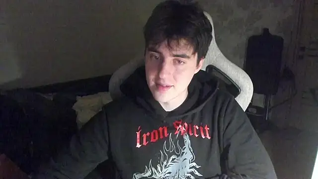 Snapshot of Knuckles17 chatting on February 13, 2026, 1:49 am Knuckles17 online show from February 13, 2026, 1:49 am