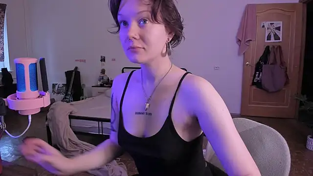 Snapshot of cyber_whore_ chatting on October 14, 2025, 11:55 am cyber whore online show from October 14, 2025, 11:55 am