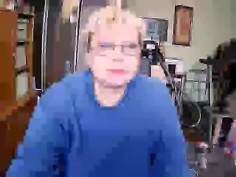 LOLA8888 online show from November 17, 2025, 11:58 am