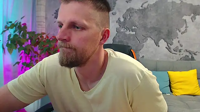 Snapshot of VikingChrisss chatting on July 9, 2026, 10:59 am VikingChrisss online show from July 9, 2026, 10:59 am