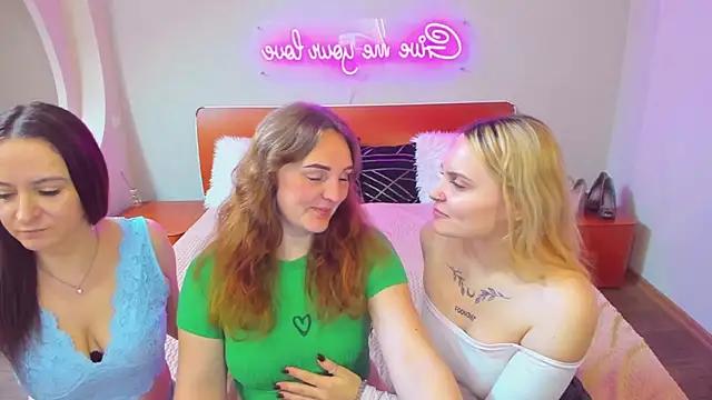 MagicEyess online show from March 30, 2026, 6:37 am