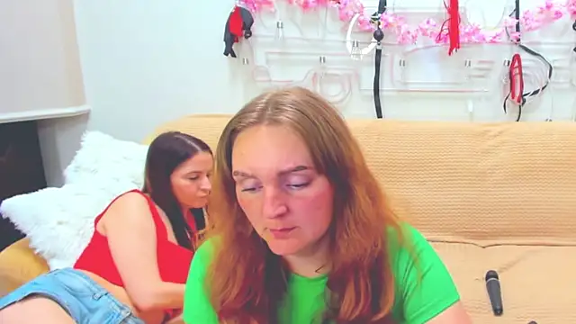 MagicEyess online show from April 4, 2026, 6:42 am