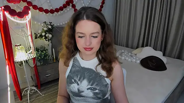 MiracleCurly online show from April 2, 2026, 6:03 pm