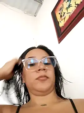 Snapshot of Cristel_Shop chatting on January 29, 2025, 8:14 pm Cristel Shop online show from January 29, 2025, 8:14 pm
