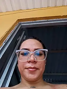 Snapshot of Cristel_Shop chatting on March 1, 2025, 8:21 pm Cristel Shop online show from March 1, 2025, 8:21 pm