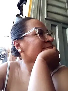Snapshot of Cristel_Shop chatting on October 3, 2025, 8:21 pm Cristel Shop online show from October 3, 2025, 8:21 pm