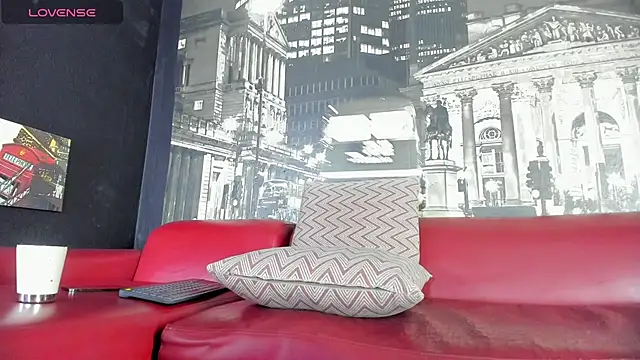 steffanxxll online show from July 17, 2026, 3:53 pm