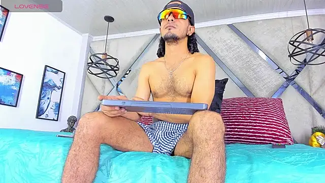 steffanxxll online show from July 16, 2026, 3:31 pm