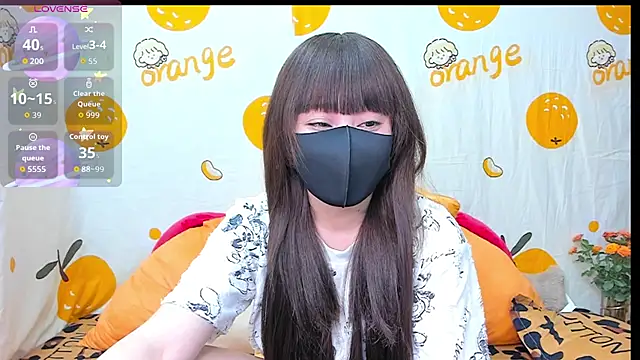 alonelove   online show from November 7, 2025, 2:27 am