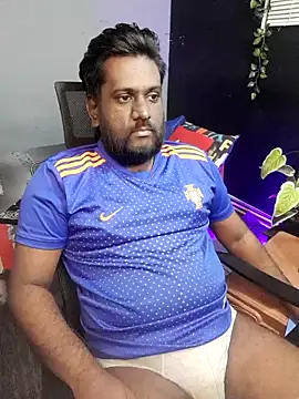 Rayansmith  online show from October 16, 2025, 9:23 pm