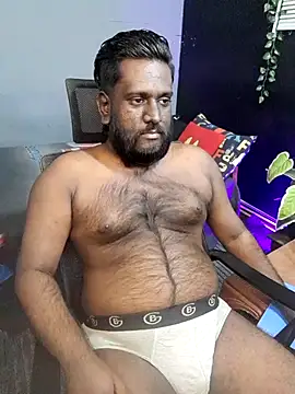 Rayansmith  online show from November 5, 2025, 1:20 am