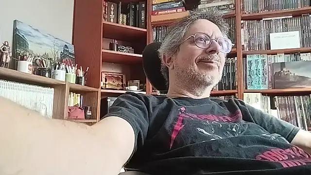 Mandra is a whore online show from October 12, 2025, 9:10 am