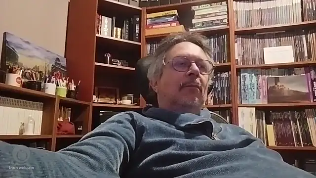 Mandra is a whore online show from October 10, 2025, 9:37 pm