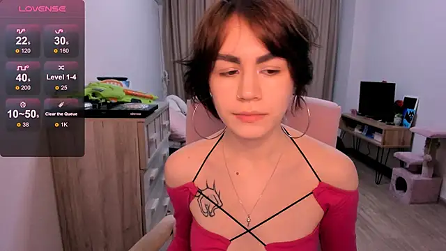 Snapshot of _selectrra chatting on February 15, 2025, 2:33 pm selectrra online show from February 15, 2025, 2:33 pm