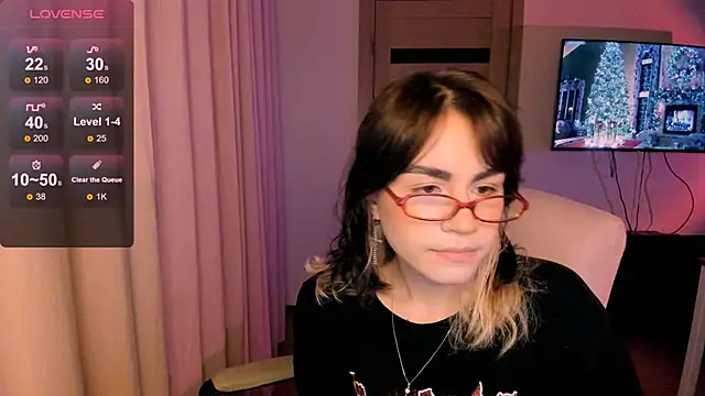 Snapshot of _selectrra chatting on December 26, 2024, 2:37 pm selectrra online show from December 26, 2024, 2:37 pm