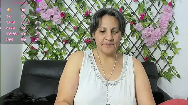 merlyna goldens online show from November 7, 2025, 11:30 pm