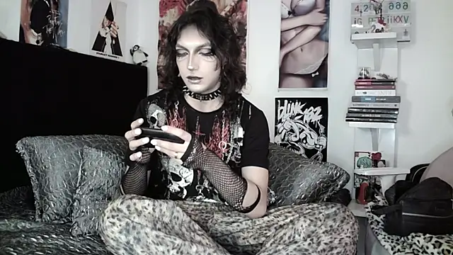 Snapshot of kiiler_queen chatting on May 14, 2026, 7:33 pm kiiler queen online show from May 14, 2026, 7:33 pm