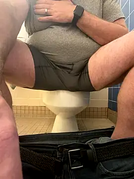 Bigbi6foot5 online show from November 28, 2025, 1:55 pm