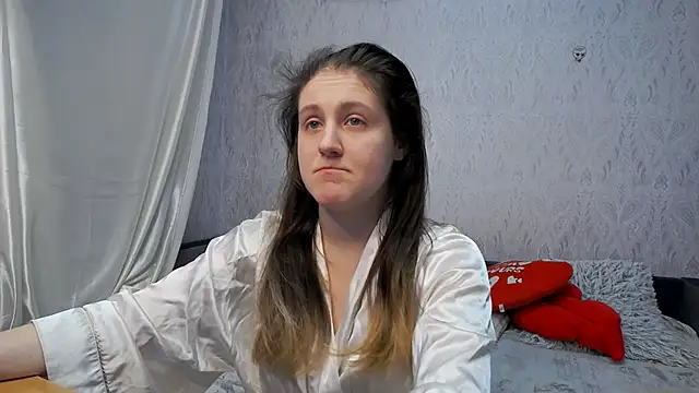 Holliy Cooper online show from February 21, 2026, 8:38 am