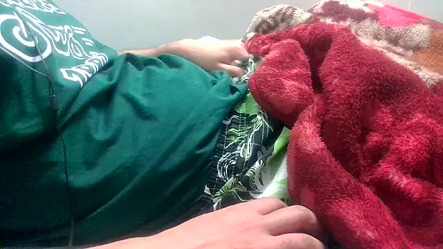 Zed 0z1 online show from February 5, 2025, 9:50 pm