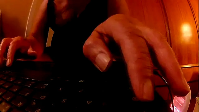 Snapshot of daniela44 chatting on November 15, 2025, 2:54 pm daniela44 online show from November 15, 2025, 2:54 pm