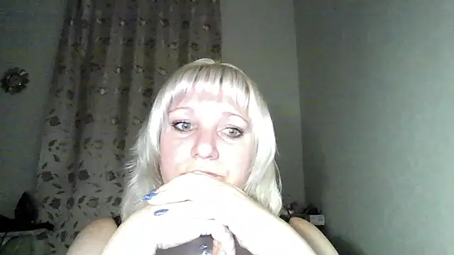 MeilomaWesa online show from October 24, 2025, 9:36 pm