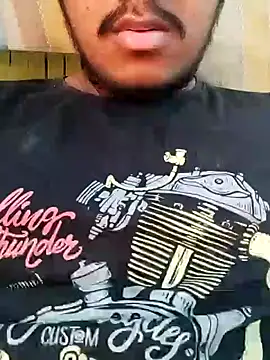 Snapshot of mrshine chatting on December 6, 2024, 8:10 am mrshine online show from December 6, 2024, 8:10 am