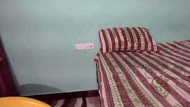 shrutitelugu69 online show from December 23, 2025, 6:02 am