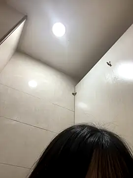 Asia-Lynn online show from October 14, 2025, 11:22 am