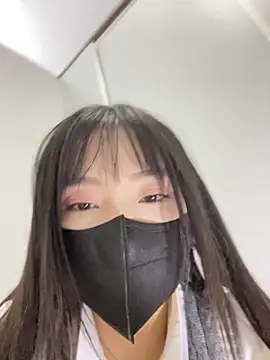 Asia-Lynn online show from December 20, 2025, 10:51 am