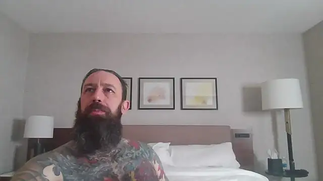 Snapshot of StevenRiseNYC chatting on October 24, 2025, 12:15 pm StevenRiseNYC online show from October 24, 2025, 12:15 pm