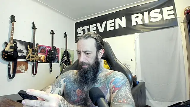 StevenRiseNYC online show from December 2, 2025, 1:24 pm