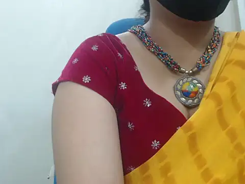 Lovely Siri 23 online show from July 10, 2026, 5:46 pm