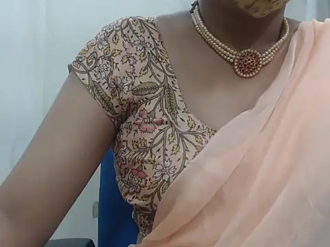 Lovely Siri 23 online show from November 11, 2025, 1:33 am