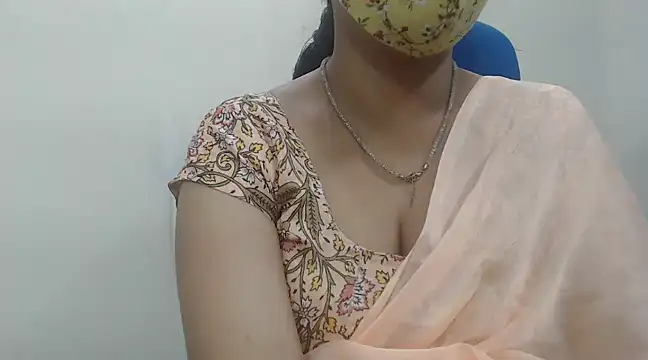 Lovely Siri 23 online show from February 20, 2025, 4:14 pm