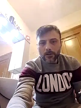 coppiasenzacensura online show from January 5, 2026, 5:27 pm