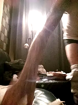 PIercingBoy38 online show from November 20, 2025, 9:04 pm