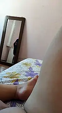 loiradiva29 online show from January 27, 2025, 4:01 pm