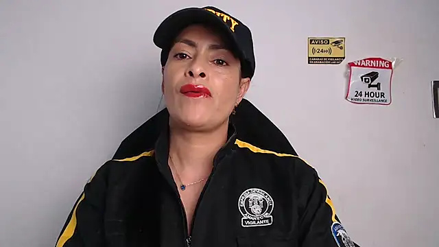 Snapshot of susana07 chatting on May 25, 2026, 11:53 am susana07 online show from May 25, 2026, 11:53 am