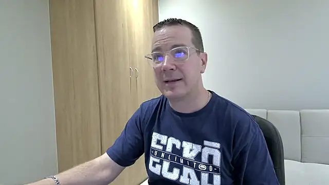 BrettJ81 online show from March 14, 2025, 3:36 pm