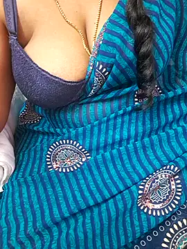 Snapshot of Tamil_Rathi chatting on September 26, 2025, 9:21 pm Tamil Rathi online show from September 26, 2025, 9:21 pm