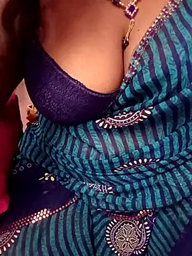 Snapshot of Tamil_Rathi chatting on March 20, 2025, 3:58 pm Tamil Rathi online show from March 20, 2025, 3:58 pm